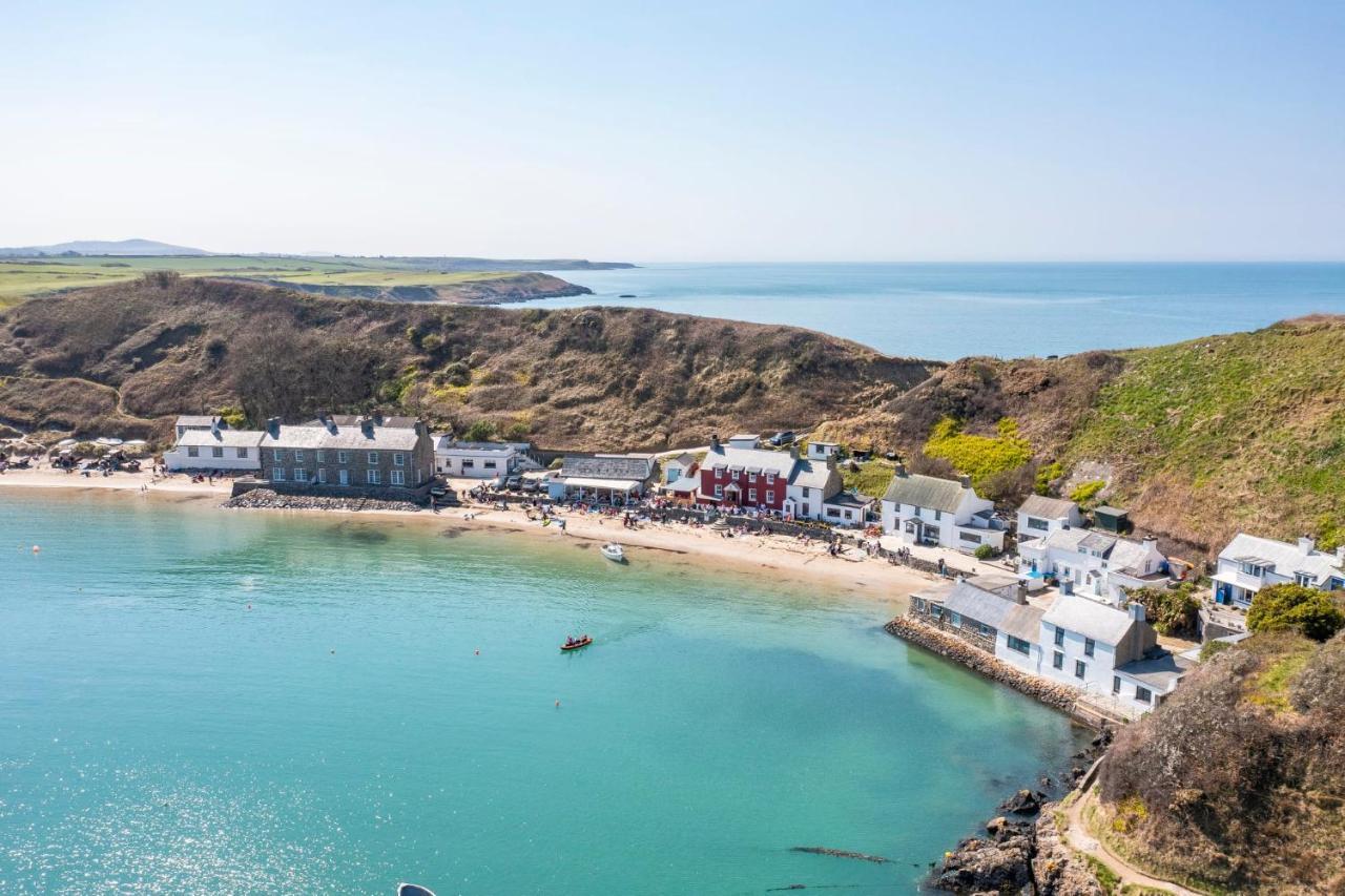 הוילה פוולהלי Snowdon Bay - North Wales - Stunning Llyn Peninsula Mountain & Ocean Views - Wilde Retreats מראה חיצוני תמונה